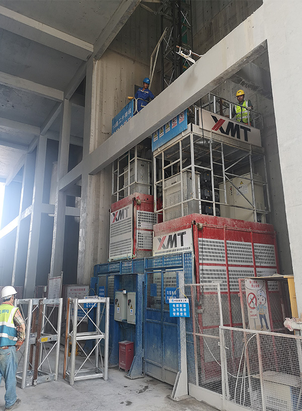 井道用施工升降機